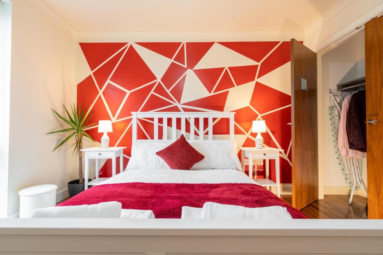 Avril Serviced Apartment Бирмингем Экстерьер фото