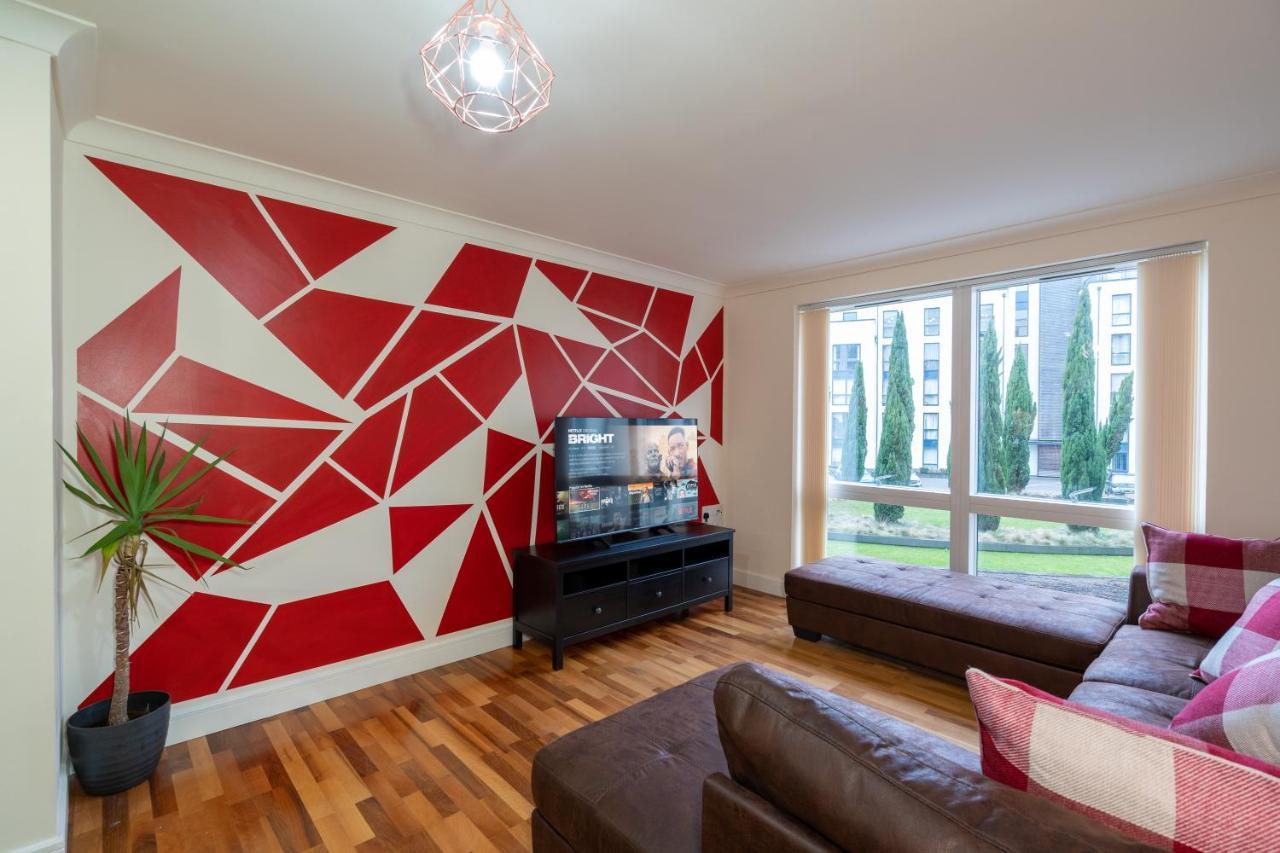 Avril Serviced Apartment Бирмингем Экстерьер фото