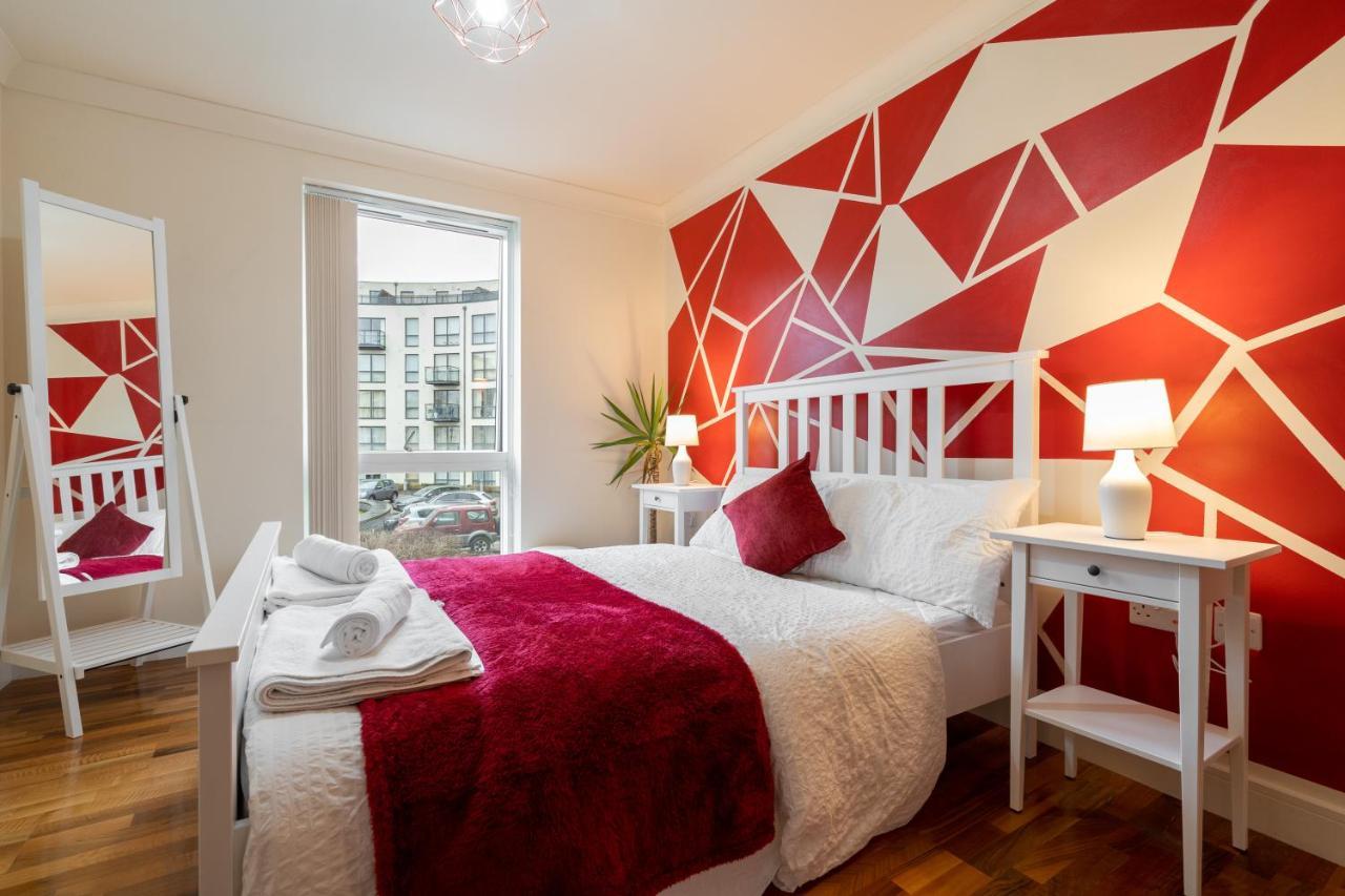 Avril Serviced Apartment Бирмингем Экстерьер фото